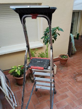 Escalera aluminio 6 peldaños