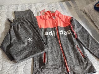 Chándal Adidas Gris y Rosa