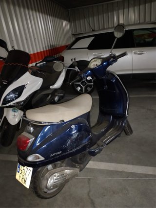 Vespa 125 Azul