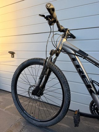 Bicicleta Trek Marlin 5 XS 27.5