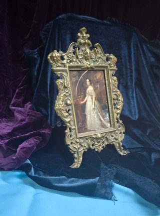 Marco antiguo latón S.XX