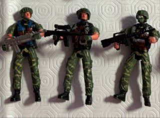 Lote 10 Figuras de accion militares articulados