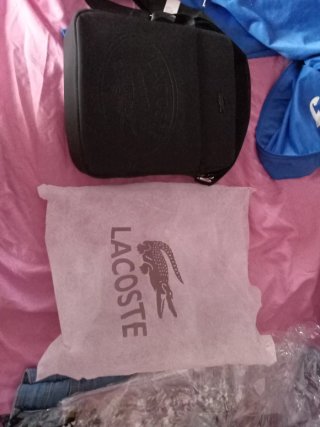 Bolso bandolera Lacoste negro