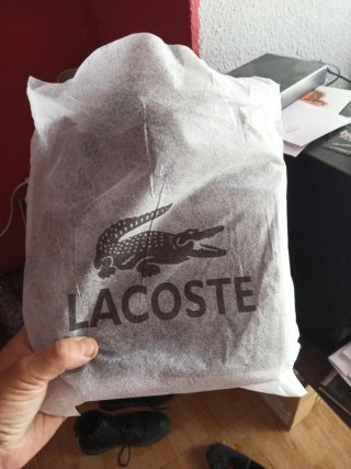 Bolso bandolera Lacoste negro