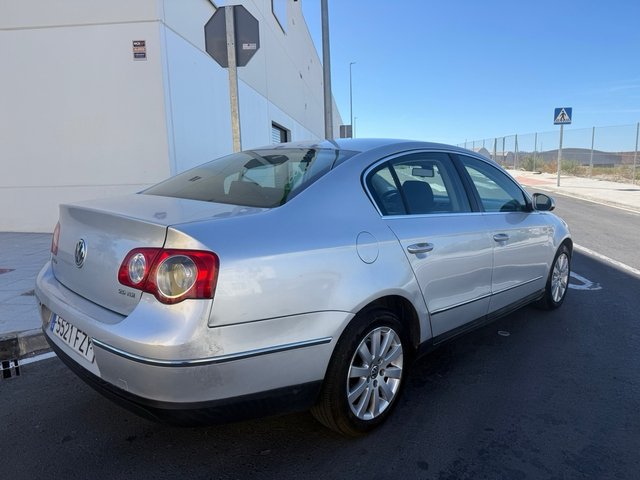 Volkswagen Passat 2008