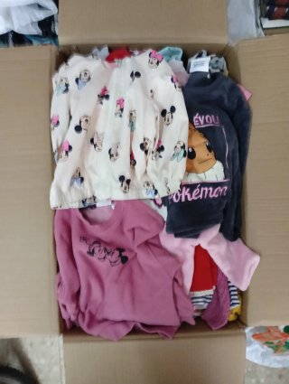 Cajas de 100.y de 200 prendas infantil