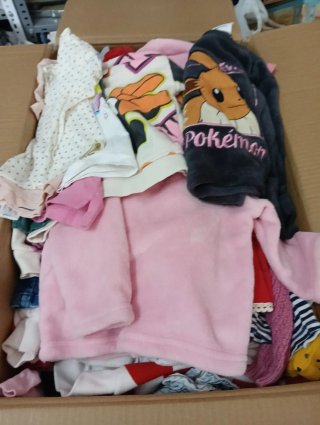 Cajas de 100.y de 200 prendas infantil