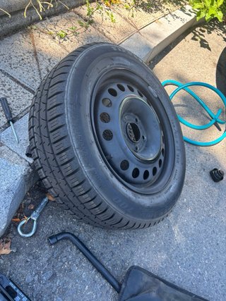 Rueda completa 15” 195/60 R15 88H llanta acero