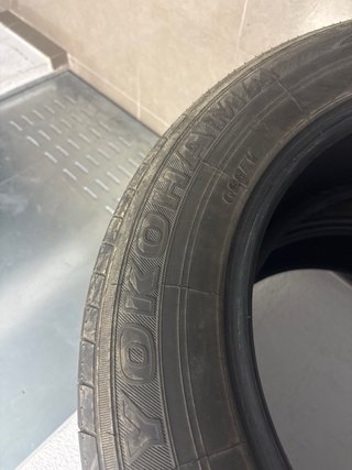 Neumáticos Yokohama 225/65 R17 102H