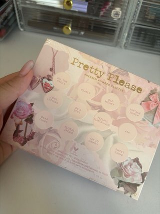 Paleta de sombras Colourpop