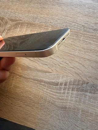 iPhone 13 Apple