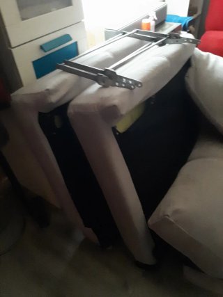 Sofá Cama, le falta chaiselongue.