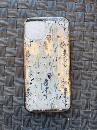 Funda iPhone 13 flores