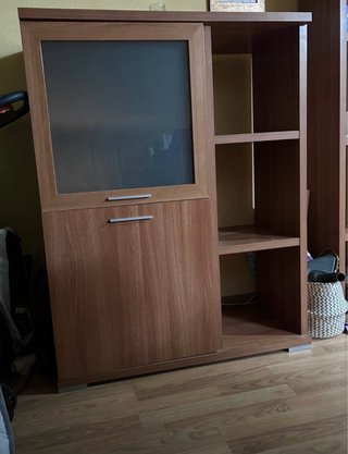 Mueble de salón y aparador madera y cristal