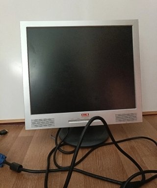 Pantalla OKI Plata y Negra