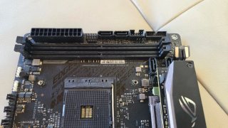 Placa Base Asus ROG STRIX X570-I GAMING