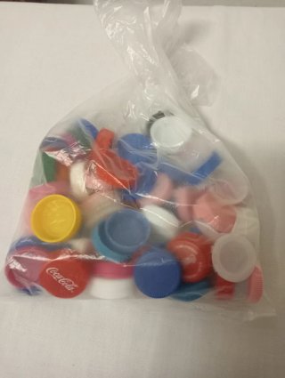 Lotto 70 Tappi Plastica Riciclo