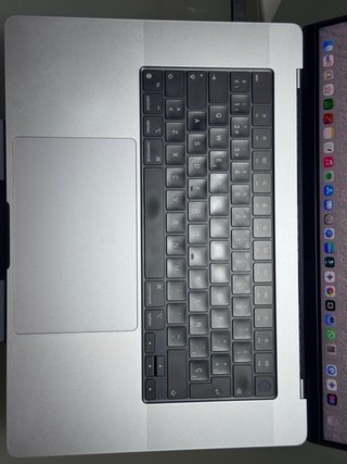 MacBook Pro 16 M1 16GB RAM 512GB SSD