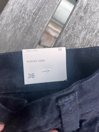 Pantalón chino Zara pleated