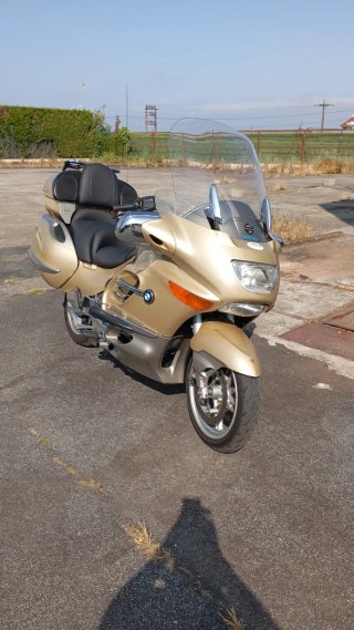 BMW Touring Moto Color Dorado y Plateado