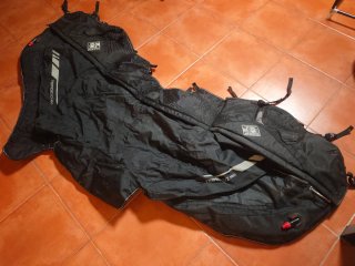 Manta Tucano Honda XADV Negra
