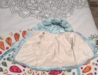Abrigo acolchado niña estampado floral