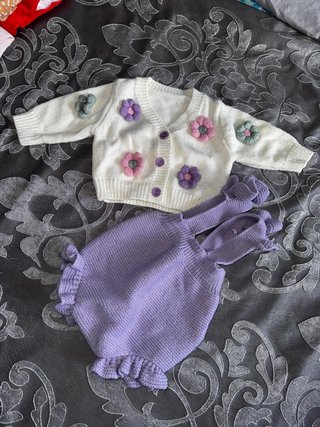 Cardigan e salopette neonata 3 mesi