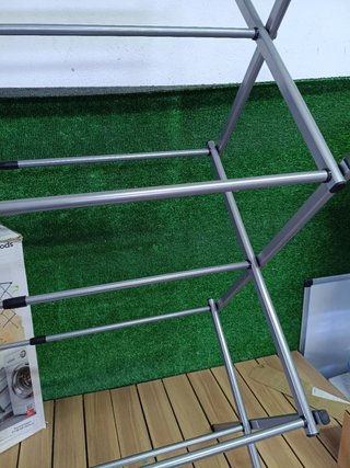 InnovaGoods® Tendedero Vertical Metálico Plegable