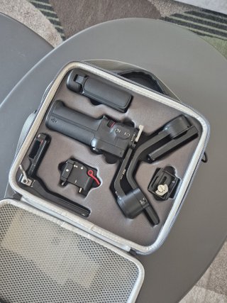 Estabilizador DJI RS 3 Mini + Estuche + Caja