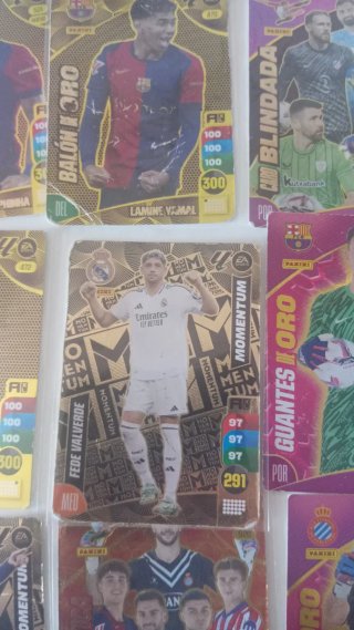 Lote Adrenalyn XL 24/25 – Card Blindada + 3 BOro