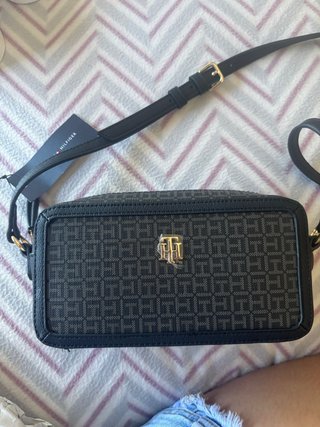 Bandolera Tommy Hilfiger Negra y Marrón
