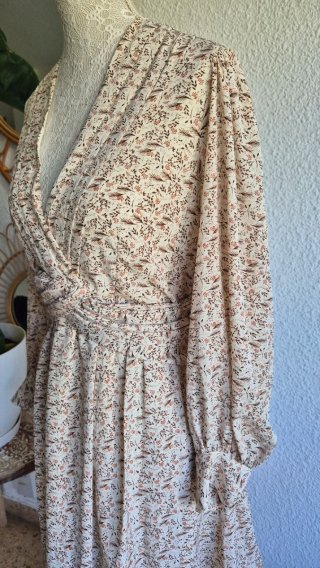 Vestido estampado floral manga larga