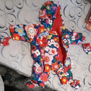 Buzo niña estampado perros