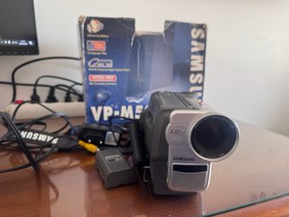 Videocámara Samsung VP-M5021 Video8