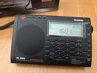 Radio Tecsun PL-660 PLL World Band