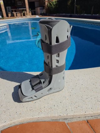 Bota walker Ortopédica AIRCAST LARGO ELITE