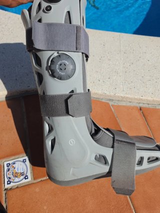 Bota walker Ortopédica AIRCAST LARGO ELITE