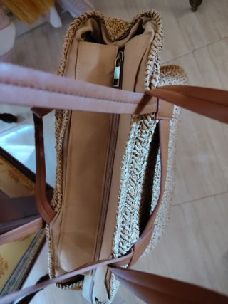 Bolso grande de rafia y fibra vegetal