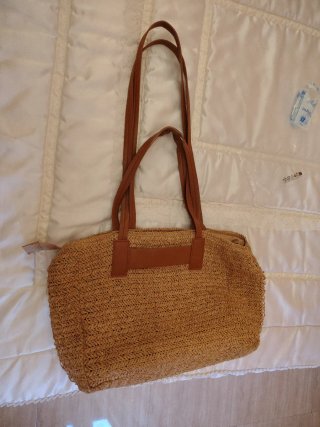Bolso grande de rafia y fibra vegetal