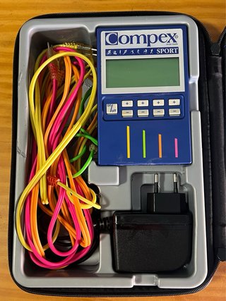 Compex electroestimulador + maletín