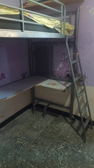 Litera metálica con colchón