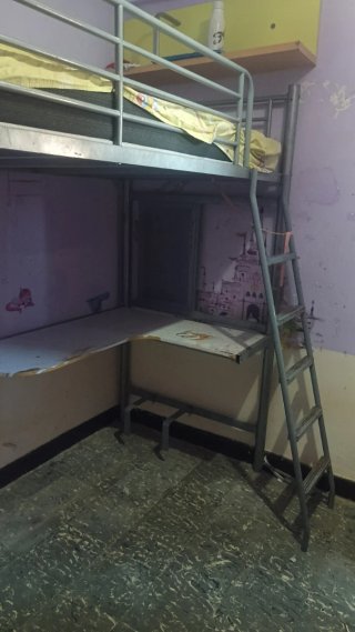 Litera metálica con colchón