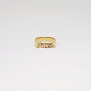 Alianza Oro 18k Cuadrada 5 Brillantes