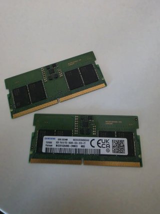 2 Módulos de Memoria RAM DDR5 Samsung (16gb)