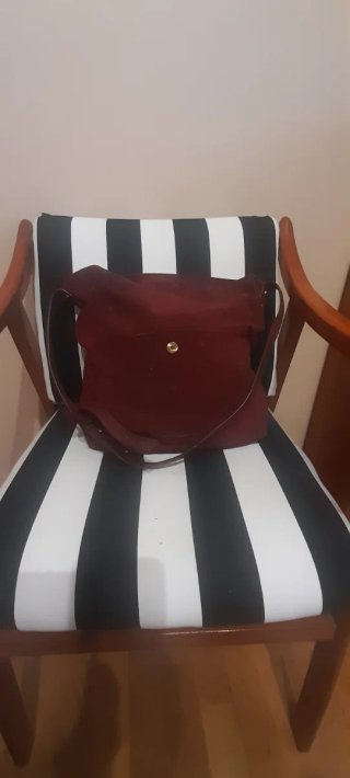 Bolso de Piel burdeos del Corte Ingles
