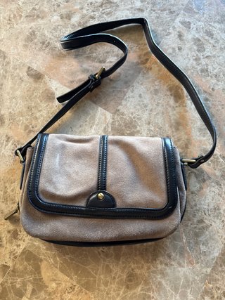 Bolso bandolera Zara de piel