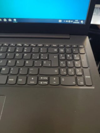 Lenovo V130 Portátil Negro/Gris