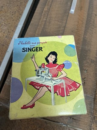 Máquina de Coser de Juguete Singer año 1950