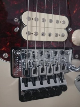 Fender Stratocaster Player HSS Floyd Rose