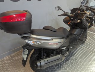 Kymco Xciting 500 Gris Maxi-Scooter